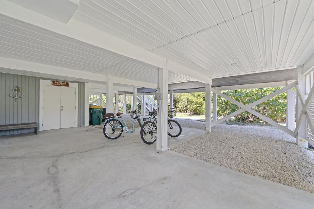 207 Daniel Dr, Sanibel, FL 33957 Photo