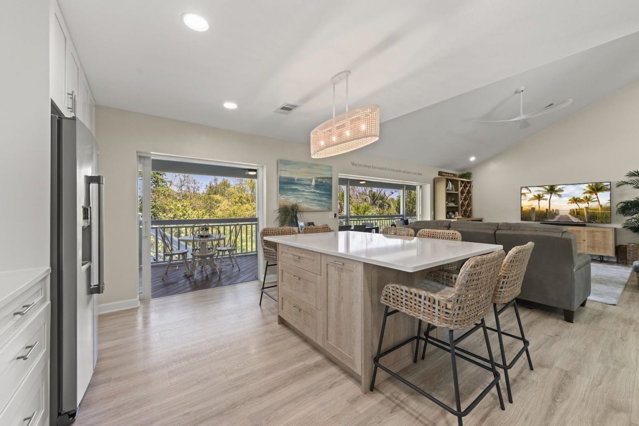 207 Daniel Dr, Sanibel, FL 33957 Photo