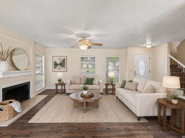 5823 Misty Gln, San Antonio, TX 78247