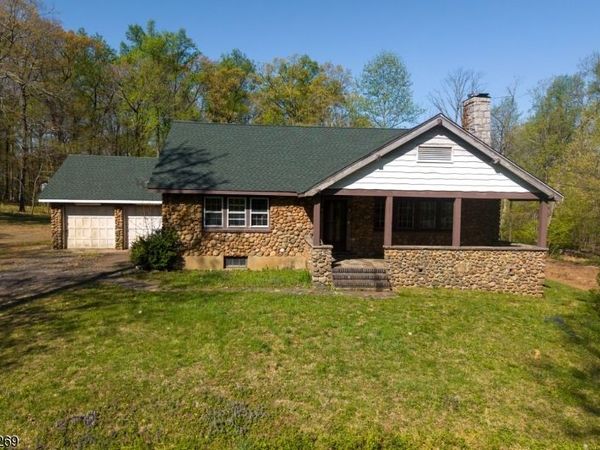 65 Hillcrest Rd, Warren, NJ 07059
