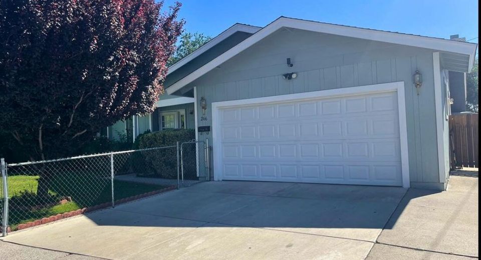 2166 Edgemar Circle, Reno, NV 89512 Photo