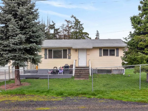 247 N Beech, Genesee, ID 83832
