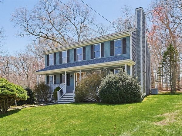 7 Shand Court Cir, Somerset, MA 02726