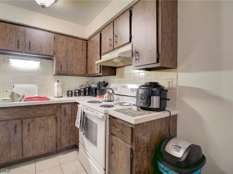 1505 Herbert Drive, Lorain, OH 44053 Photo 8