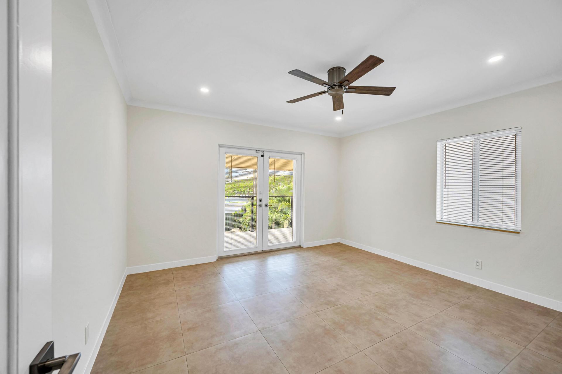 606 N Victoria Park Road N, Fort Lauderdale, FL 33304 Photo