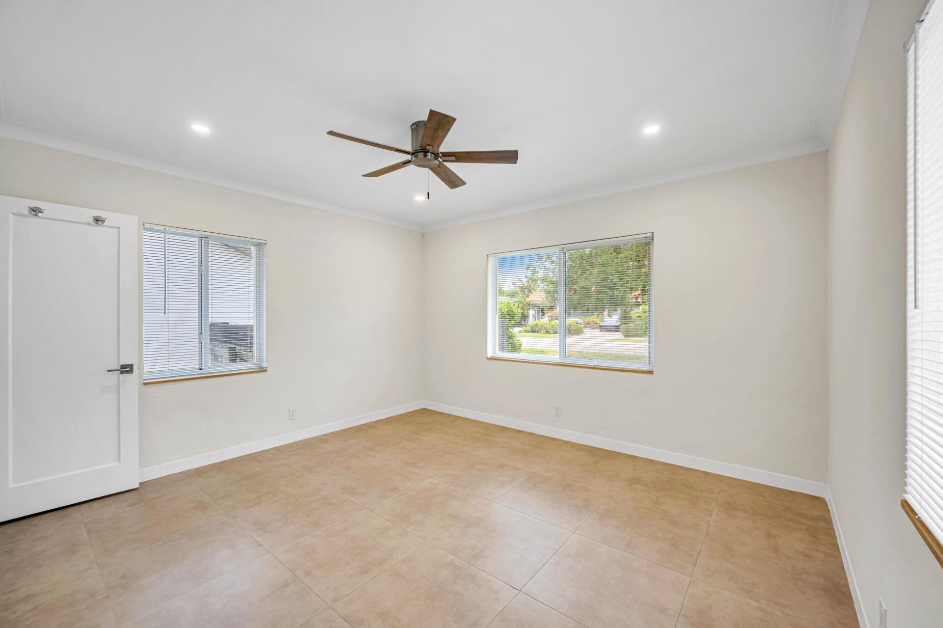 606 N Victoria Park Road N, Fort Lauderdale, FL 33304 Photo