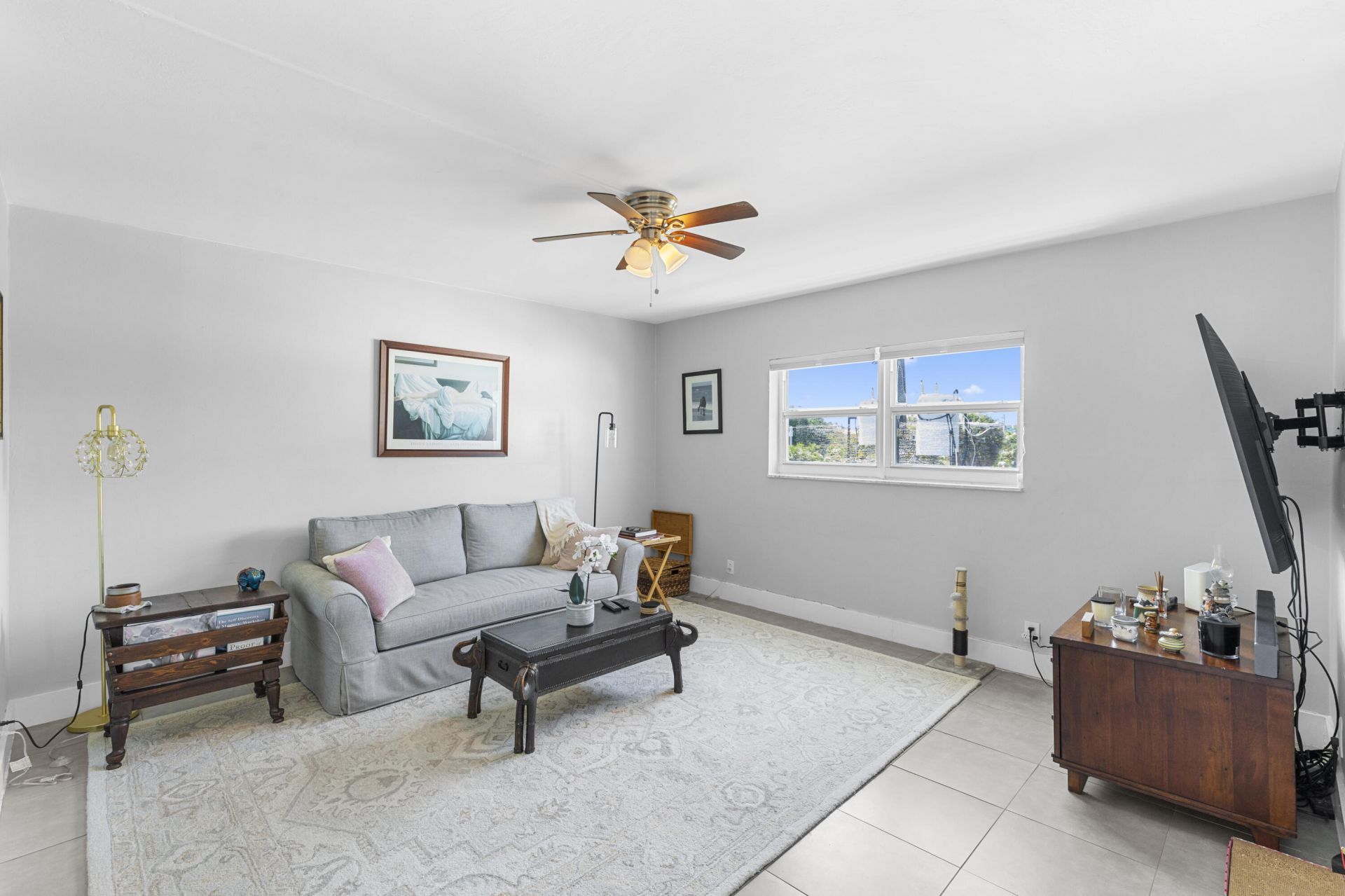 1212 SE 2nd Court, Unit 303, Fort Lauderdale, FL 33301 Photo