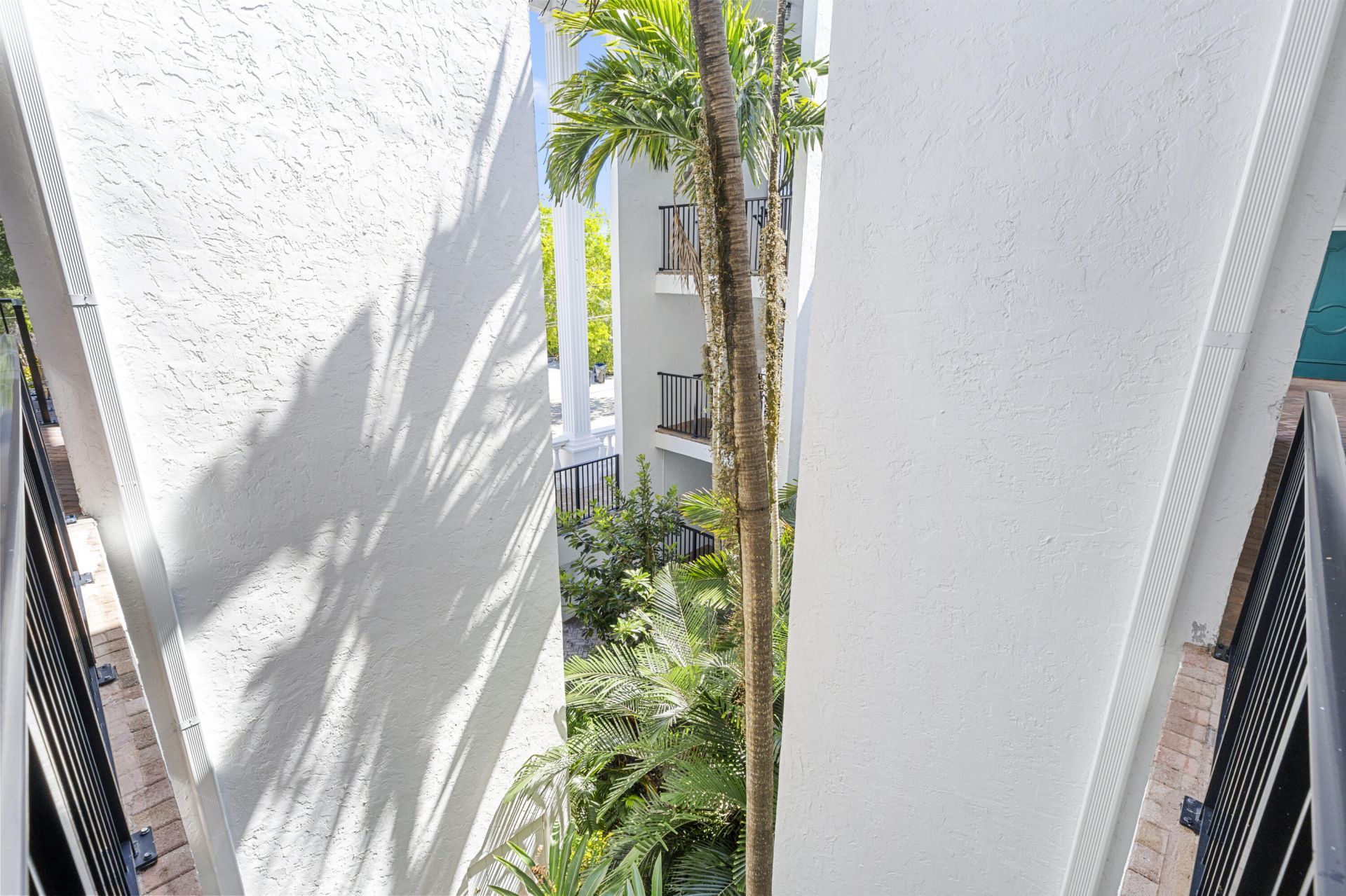 1212 SE 2nd Court, Unit 303, Fort Lauderdale, FL 33301 Photo