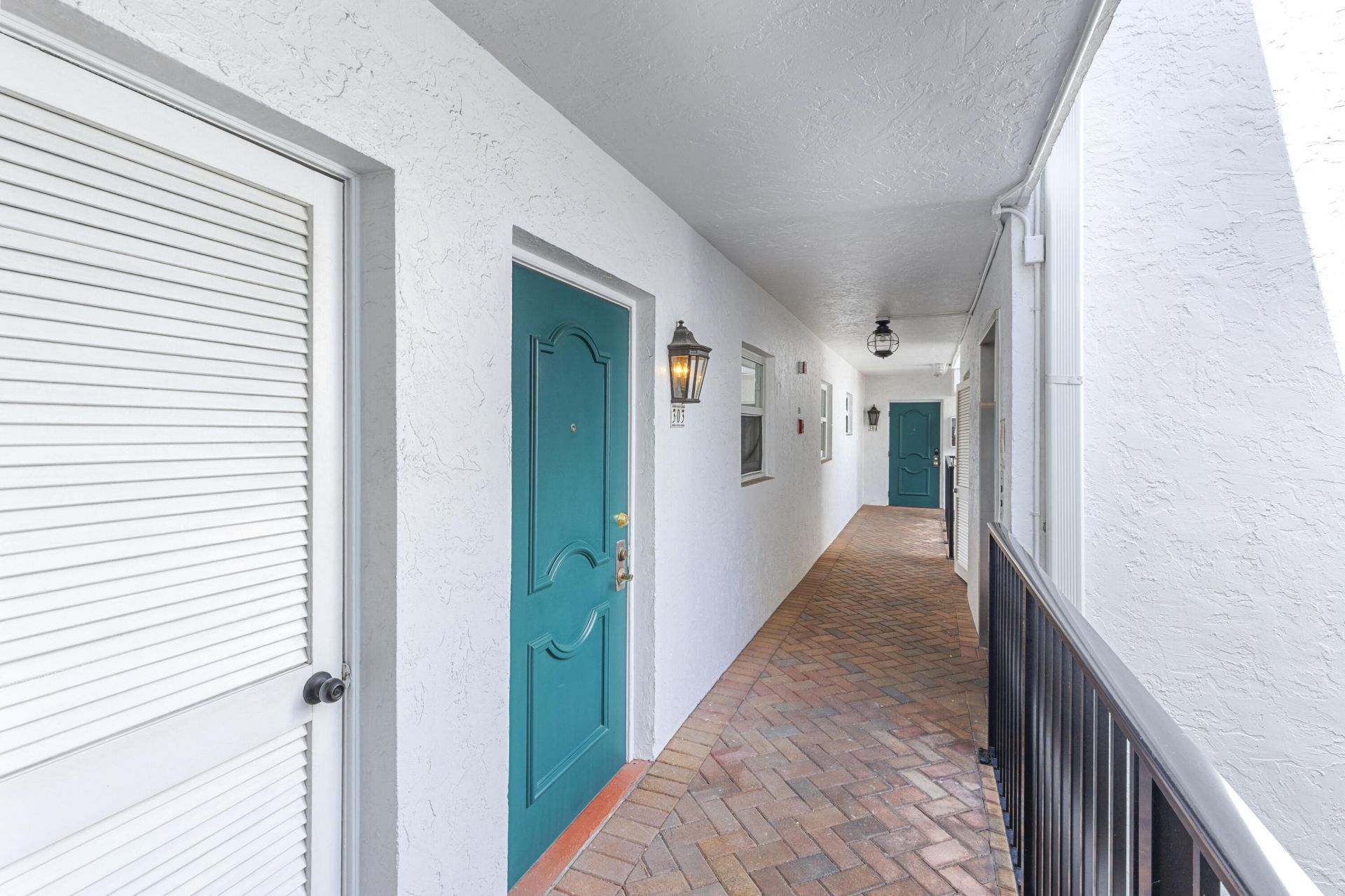 1212 SE 2nd Court, Unit 303, Fort Lauderdale, FL 33301 Photo