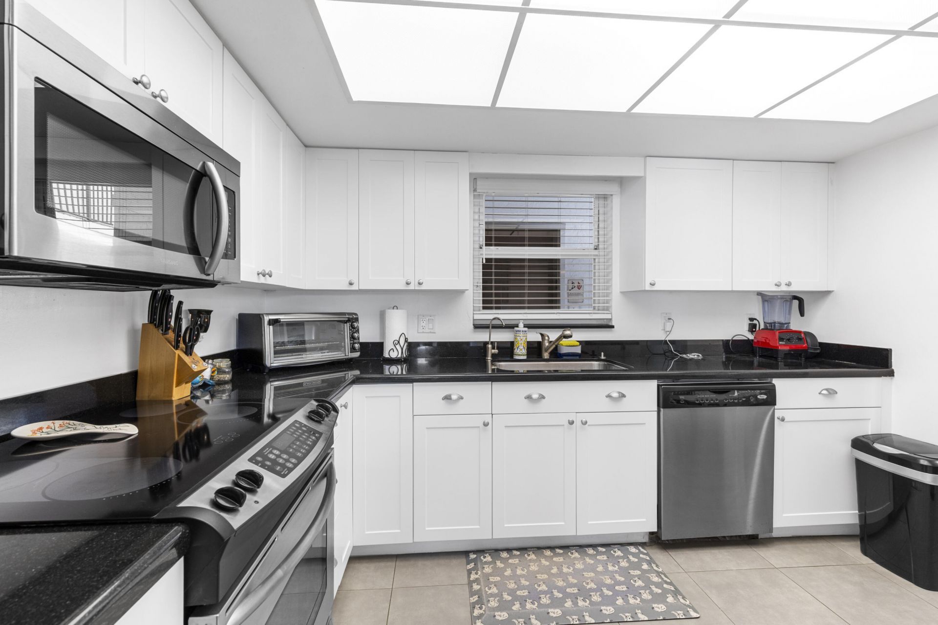1212 SE 2nd Court, Unit 303, Fort Lauderdale, FL 33301 Photo