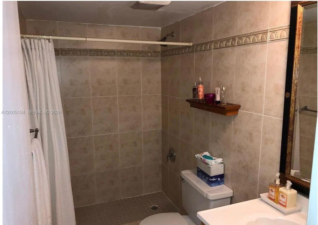 7705 SW 86th St , Unit B-211, Miami, FL 33143 Photo