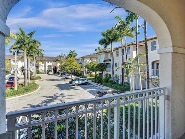 11401 NW 89th St , Unit 213, Doral, FL 33178