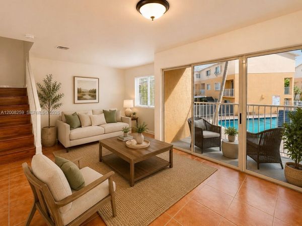 6235 SW Kendale Lakes Cir, Unit 239, Miami, FL 33183