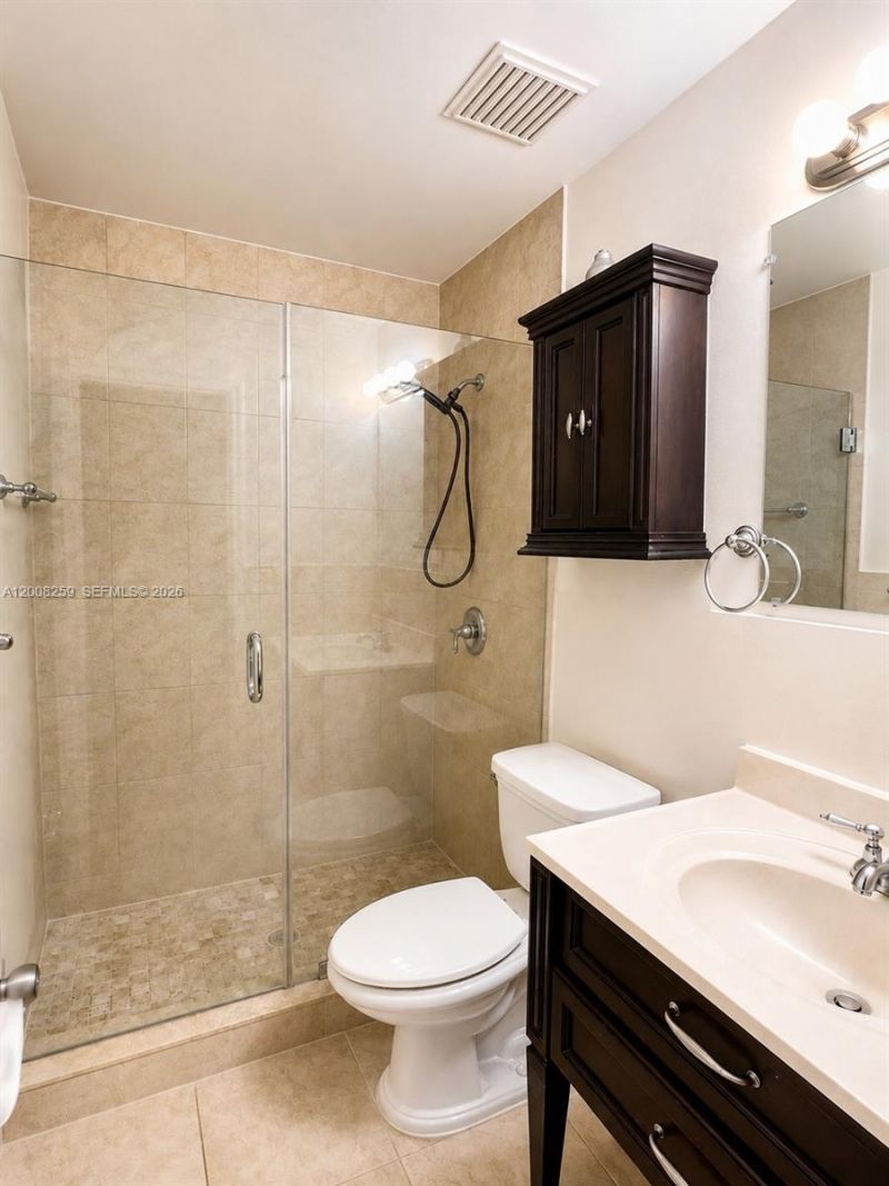 6235 SW Kendale Lakes Cir, Unit 239, Miami, FL 33183 Photo