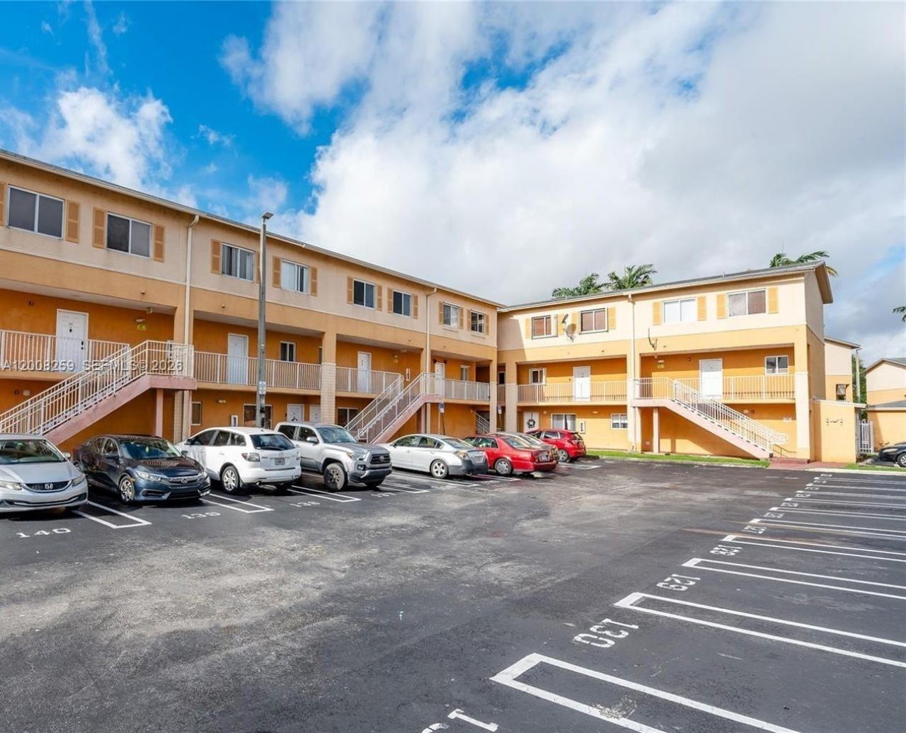 6235 SW Kendale Lakes Cir, Unit 239, Miami, FL 33183 Photo
