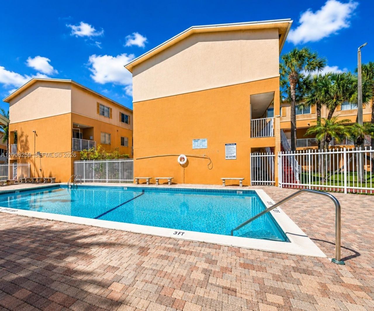 6235 SW Kendale Lakes Cir, Unit 239, Miami, FL 33183 Photo