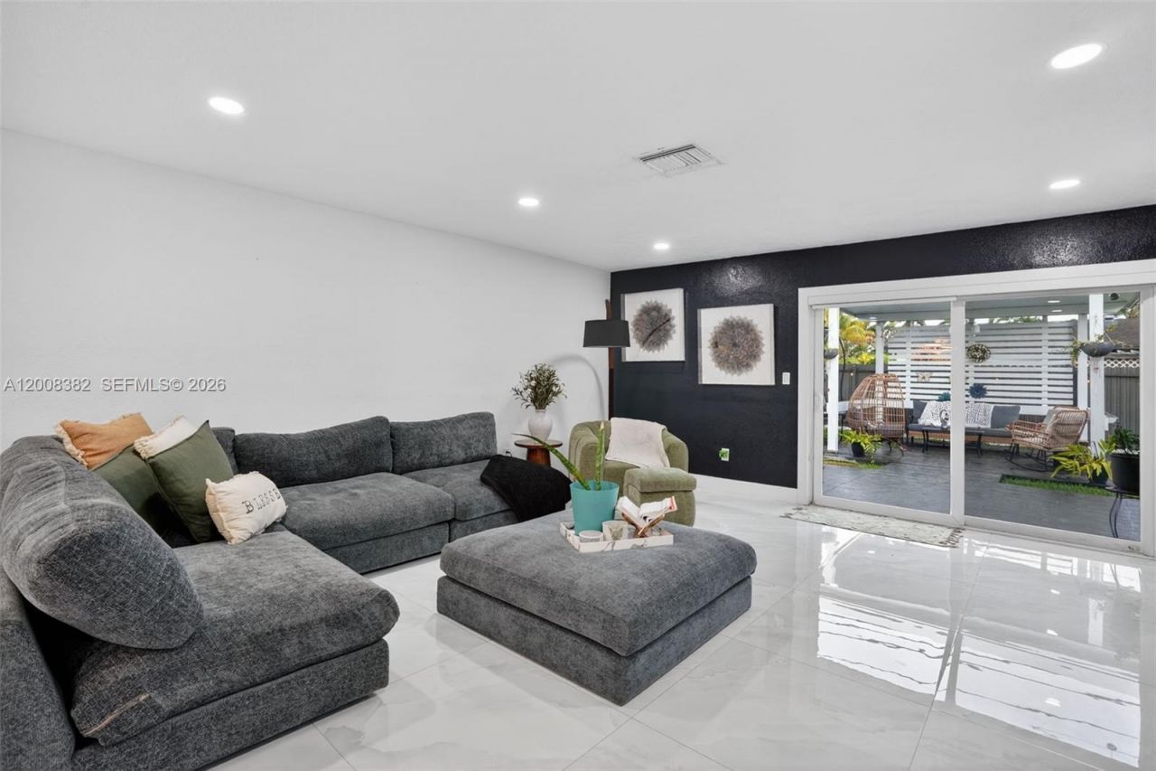 18931 SW 97th Ave , Cutler Bay, FL 33157 Photo