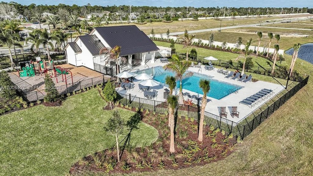 657 SE Ranch Oak Circle , Port Saint Lucie, FL 34984 Photo