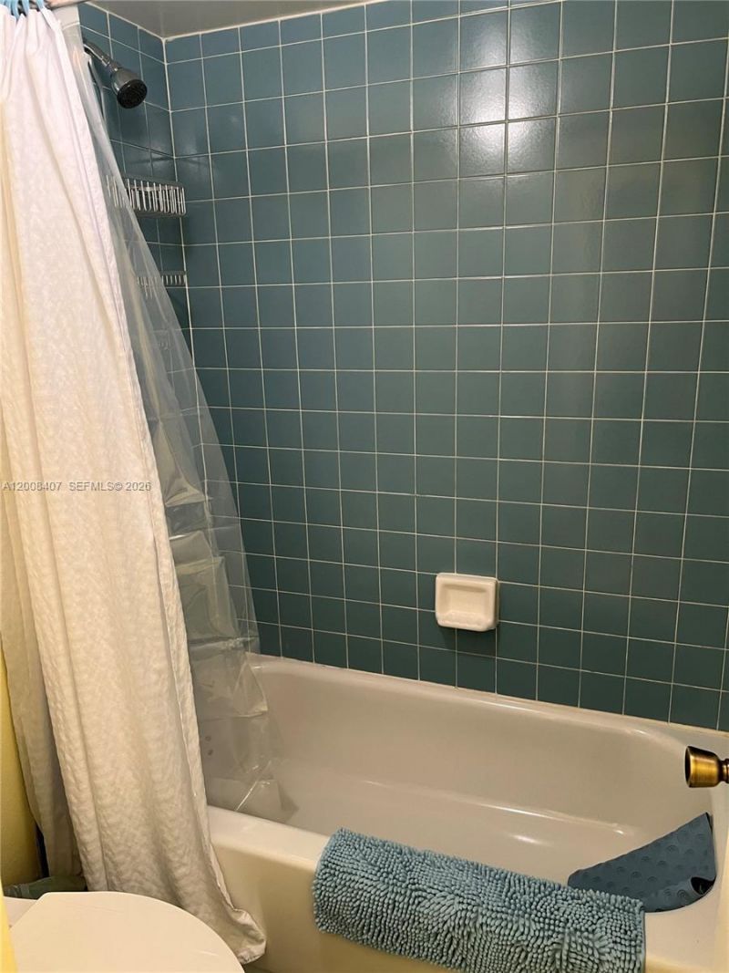 980 Constitution Dr , Unit 980F, Homestead, FL 33034 Photo