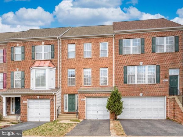 6002 SAINT HUBERT LANE, CENTREVILLE, VA 20121