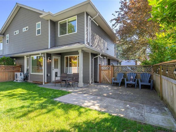 2841 Rock City Rd , Nanaimo, BC V9T 3H3