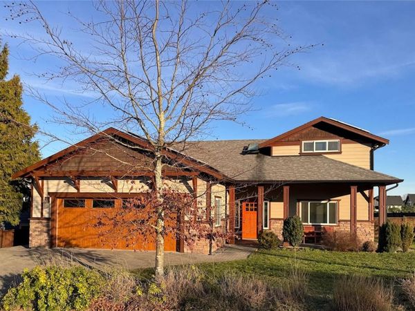 9173 Basswood Rd , North Saanich, BC V8L 3W8