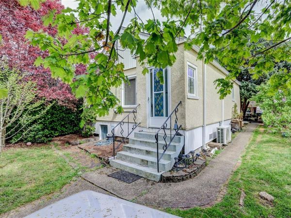 3531 12th Ave , Port Alberni, BC V9Y 4Z9