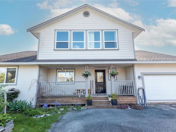378 Campbell St , Duncan, BC V9L 3J1