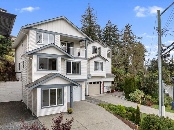 2642 Selwyn Rd , Langford, BC V9B 3L5
