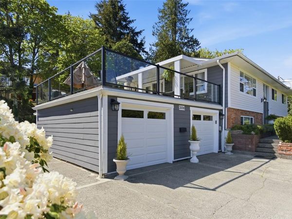 3006 King Richard Dr , Nanaimo, BC V9T 1J6
