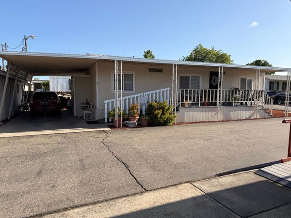 2042 Tully Rd #9, Hughson, CA 95326