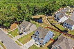 1316 Berry Grove Drive photo 4