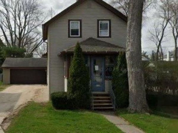 512 EMMA STREET, Fond Du Lac, WI 54935