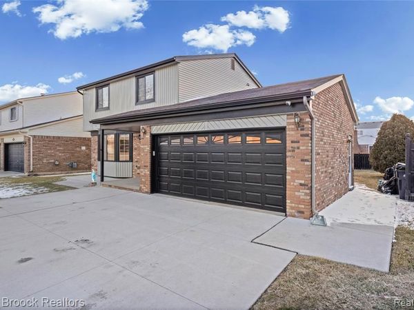 38327 Sleigh Drive, Sterling Heights, MI 48310