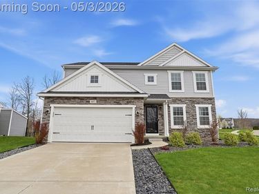 657 Autumn Valley Drive, Brandon Twp, MI 48462