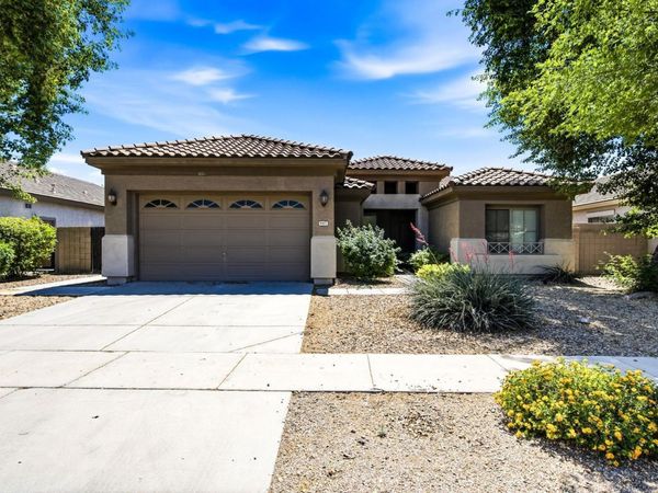 8407 W Myrtle Avenue, Glendale, AZ 85305