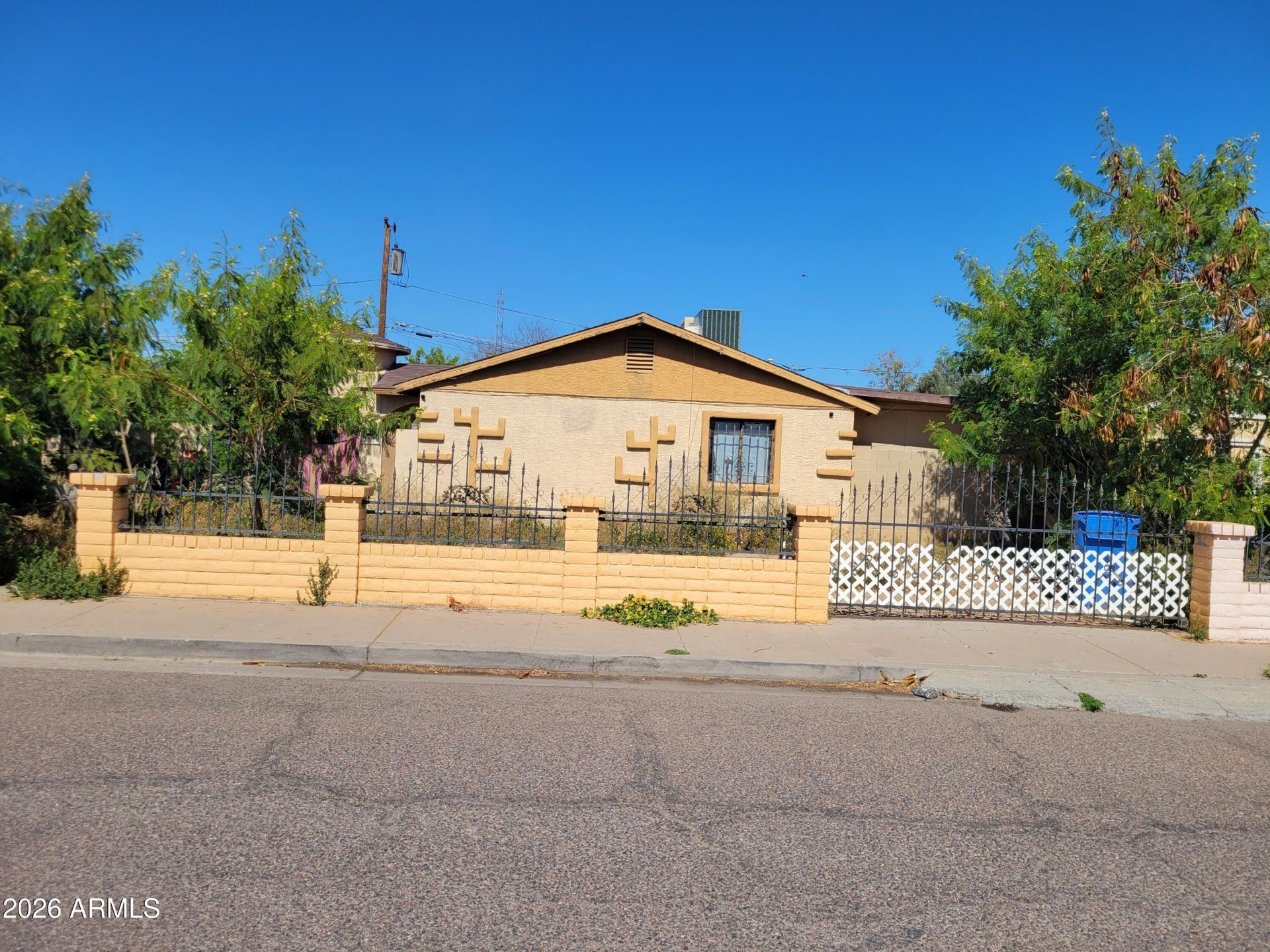 3630 W Maricopa Street, Phoenix, AZ 85009 Main Photo