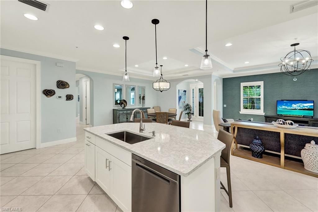 4560 Colony Villas Dr, Unit 1701, Bonita Springs, FL 34134 Photo