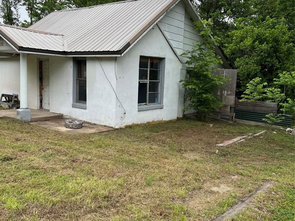 1220 N 40th Street , Muskogee, OK 74401