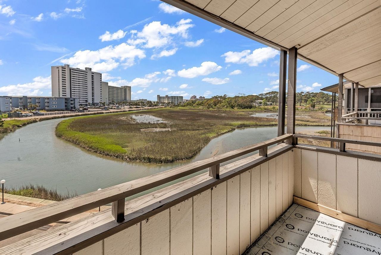 9501 Shore Dr.  Photo 22
