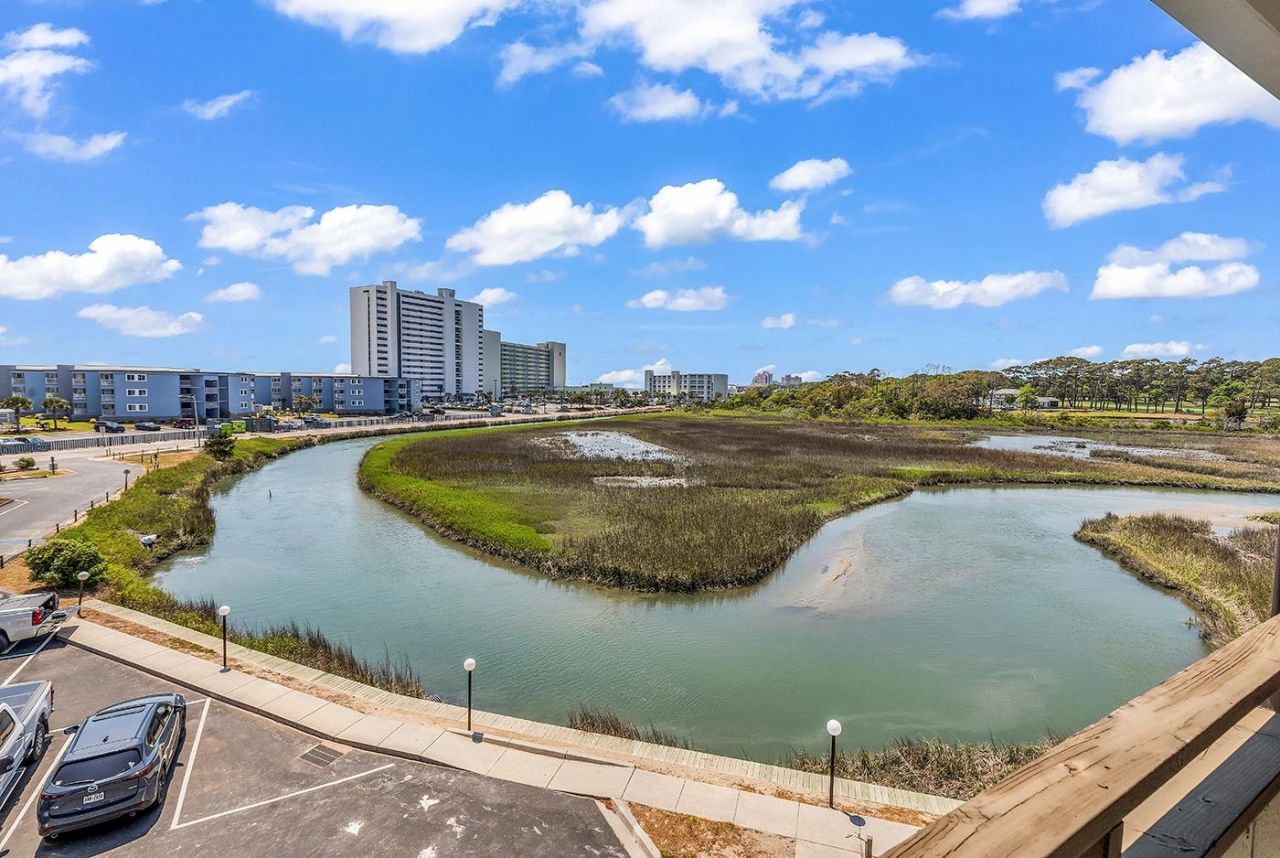 9501 Shore Dr.  Photo 23