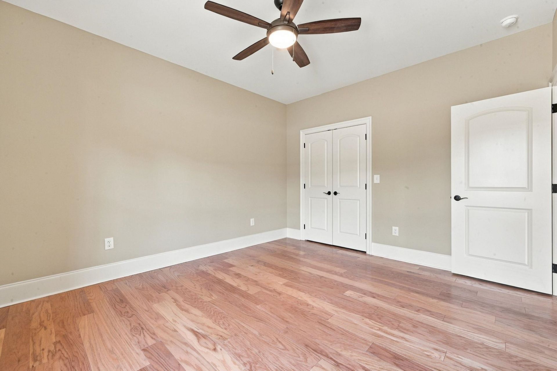 454 Pompano Court Photo 11