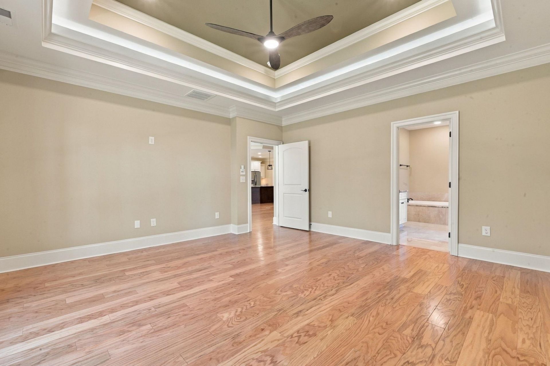 454 Pompano Court Photo 32