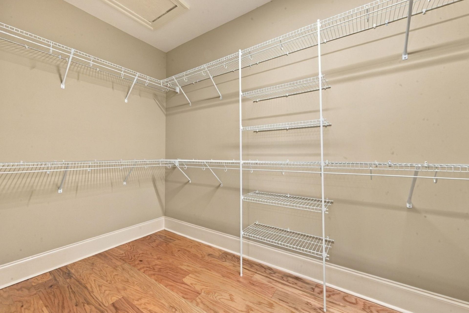 454 Pompano Court Photo 37