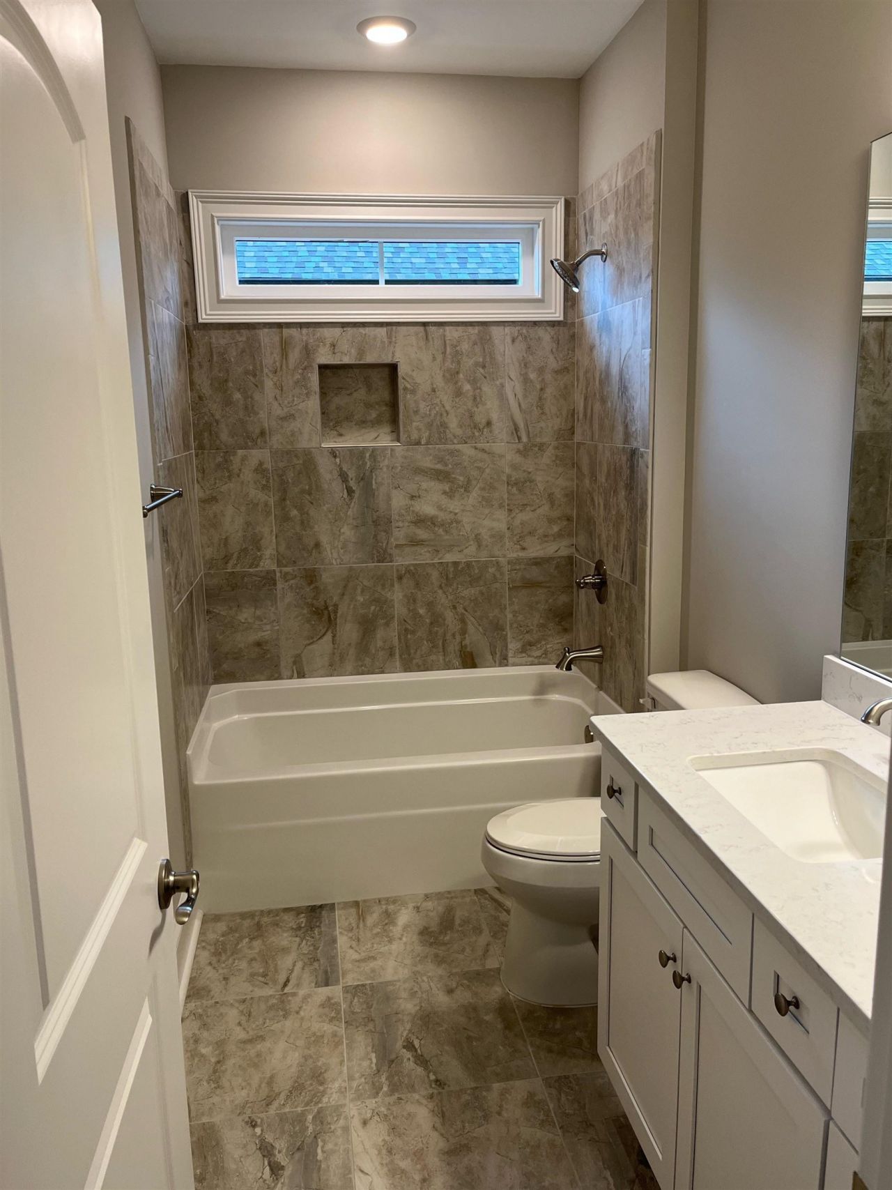 454 Pompano Court  Photo 4