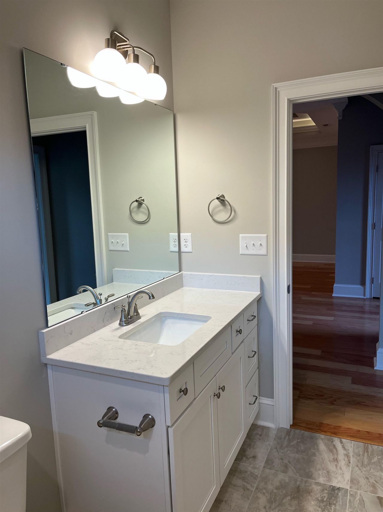 454 Pompano Court  Photo 5