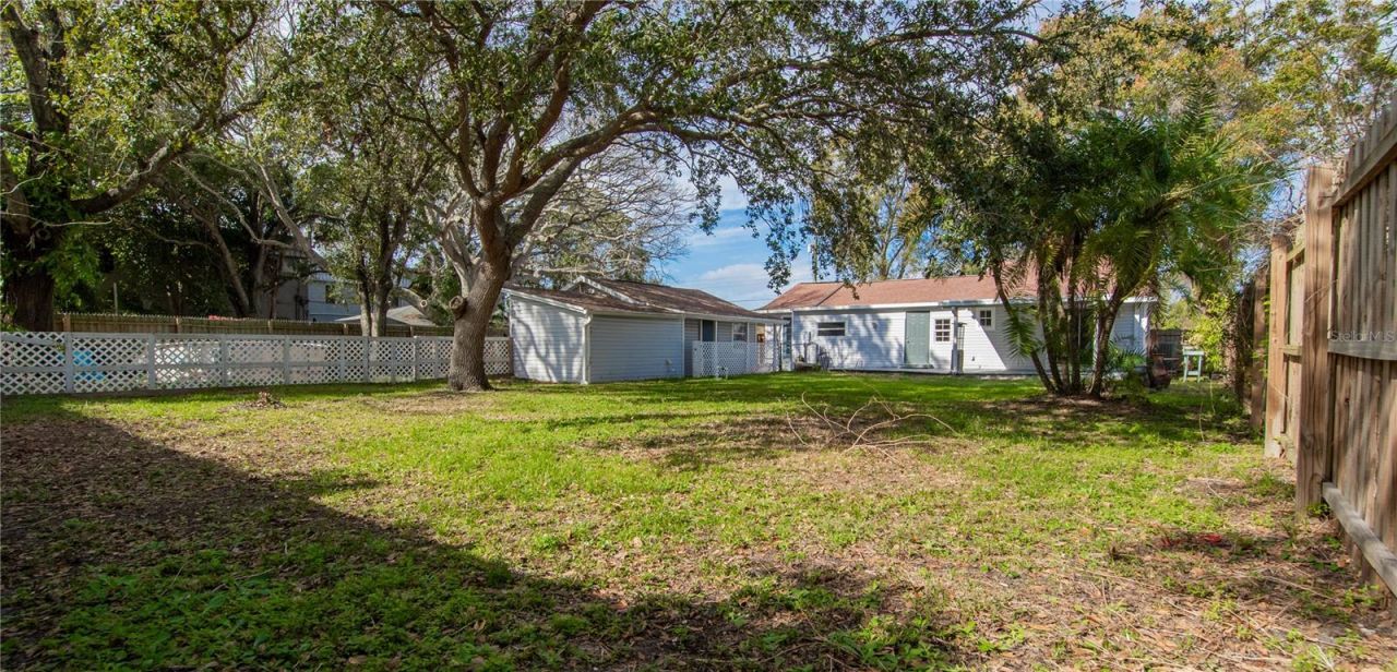 4710 W Price Avenue, Tampa, FL 33611 Photo