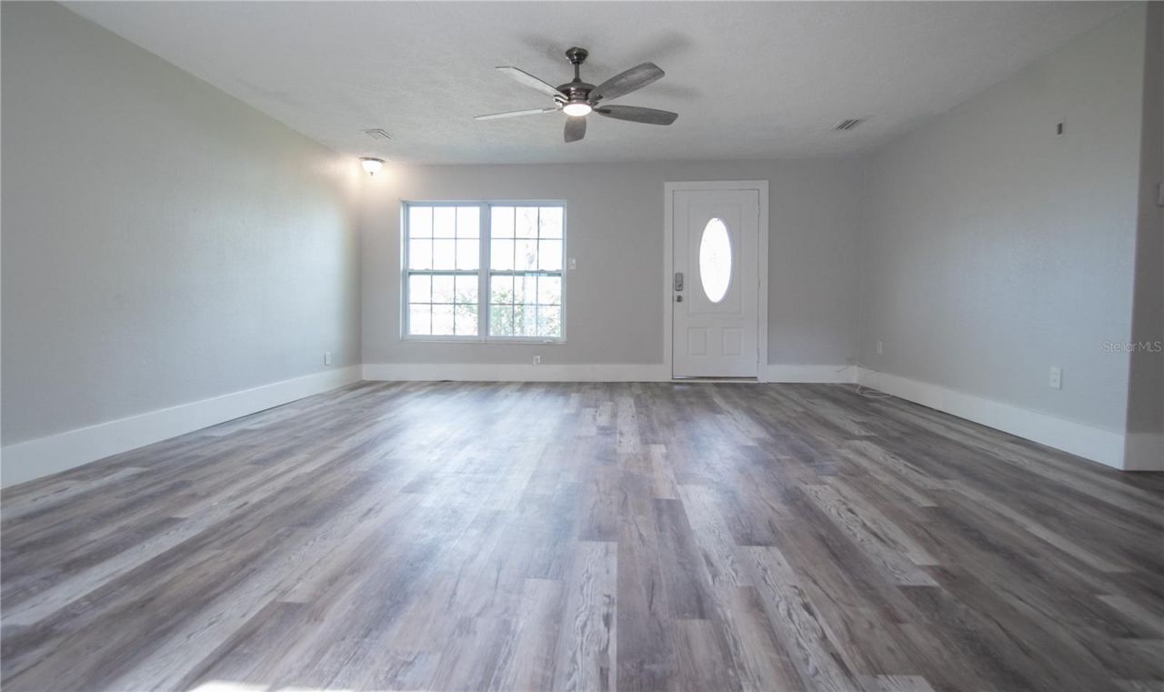 4710 W Price Avenue, Tampa, FL 33611 Photo