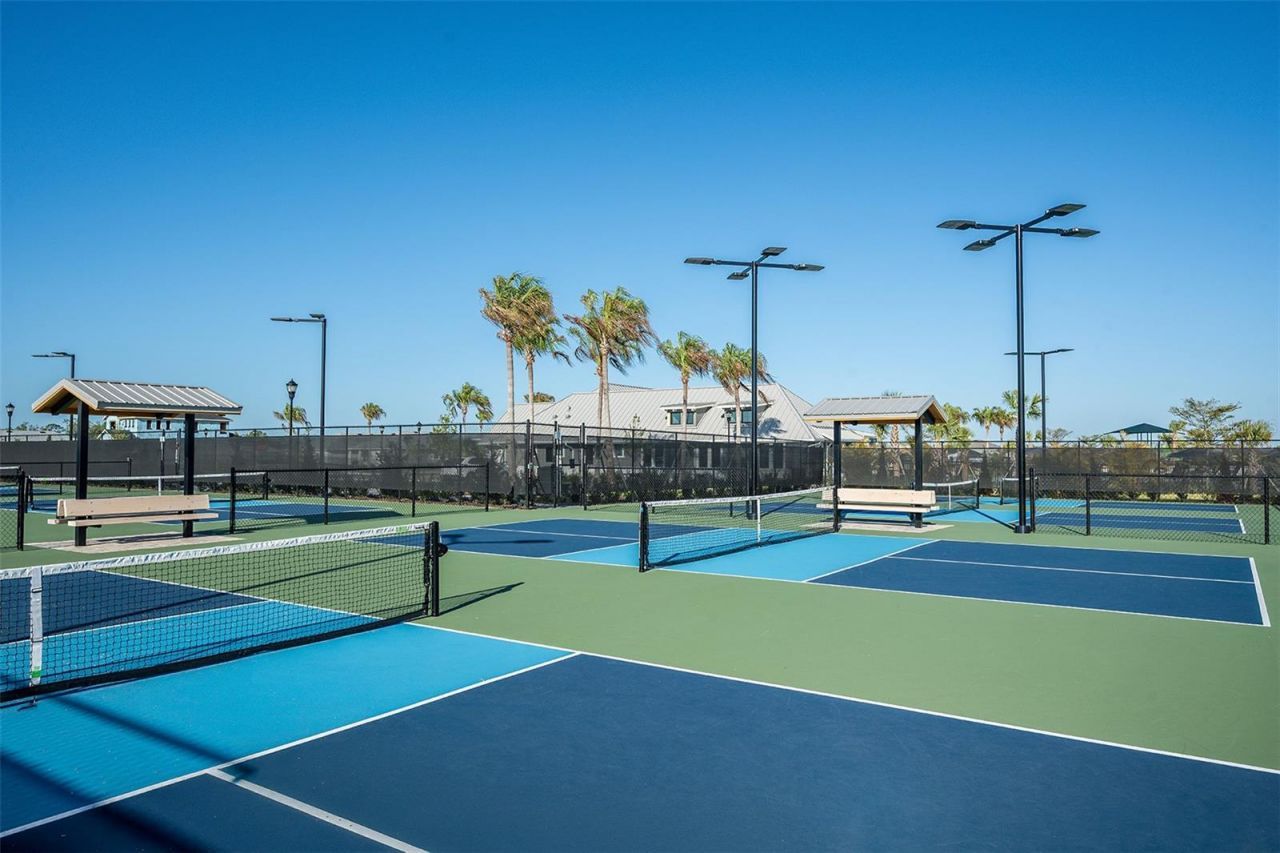 5249 Everlong Drive , Apollo Beach, FL 33572 Photo