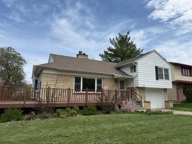 318 W Lake Street, Winona, MN 55987